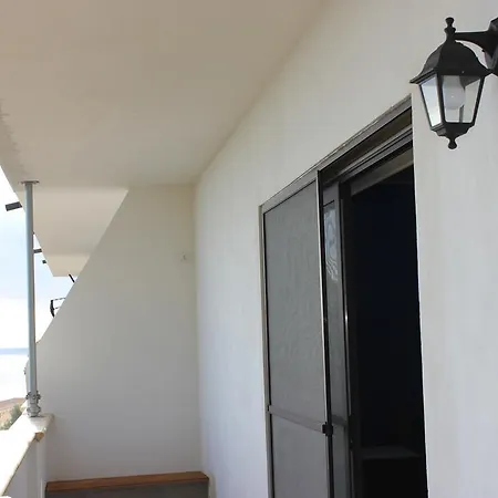 Nyaraló Baia Di *